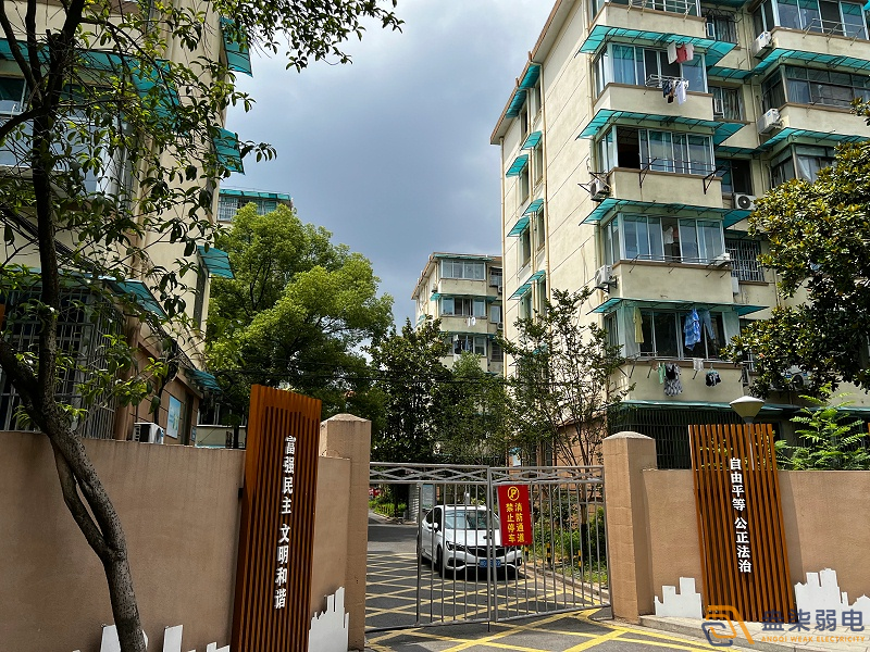 老舊小區(qū)道閘、監(jiān)控設(shè)施改造分享