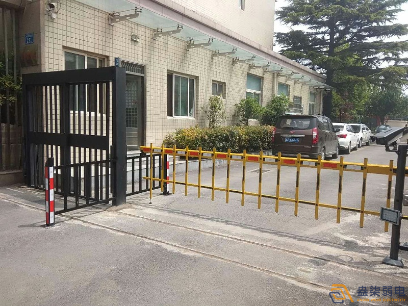 智能門禁道閘，科學(xué)守護(hù)企業(yè)安全