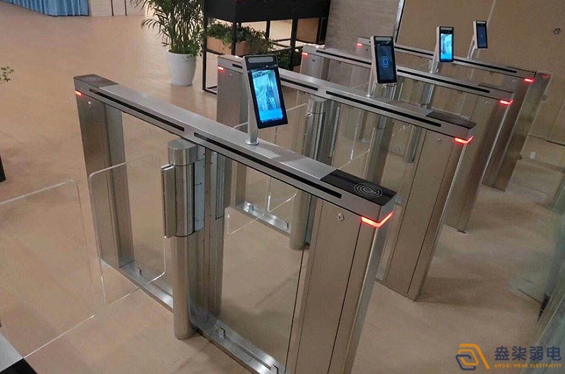 企業(yè)微信禁考勤一體機，快試試！